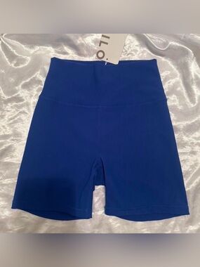 Wilo Women's Royal Blue Ribbed Athletic Bike Shorts